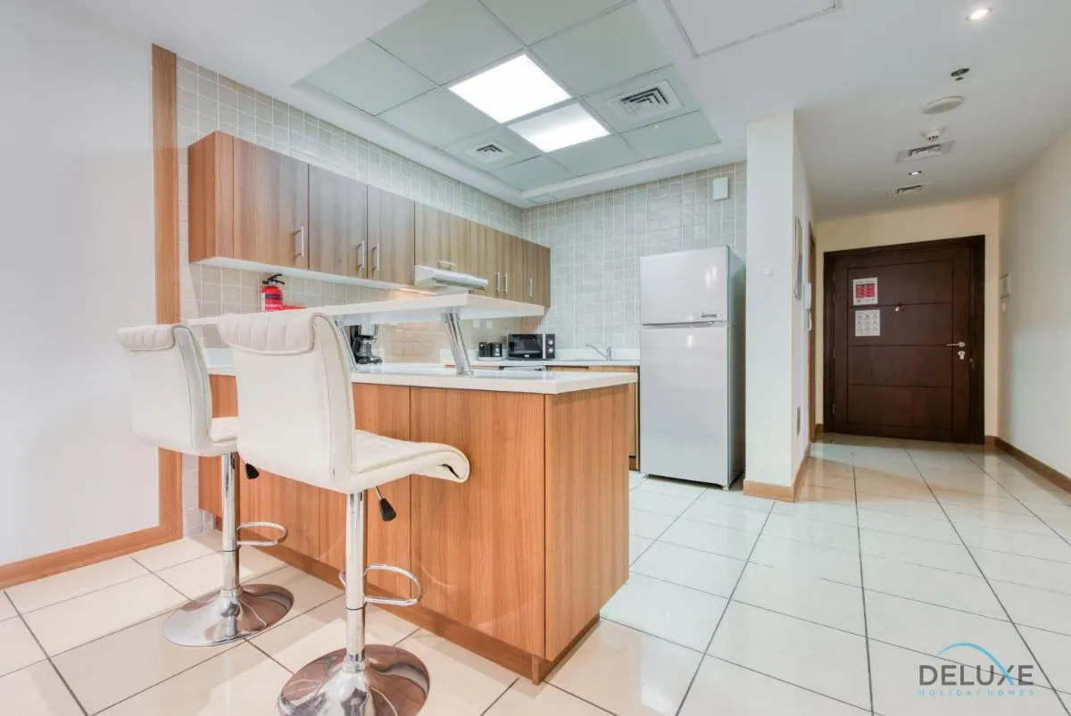 Bright 1BR at Sulafa Tower Dubai Marina by Deluxe Holiday Homes — صورة 4