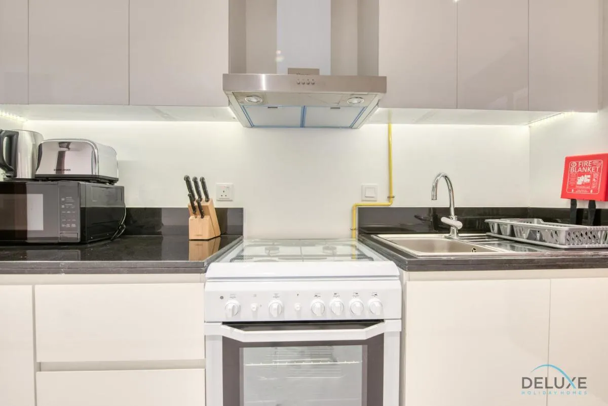 Stunning Studio at Golf Promenade 2A Damac Hills by Deluxe Holiday Homes — صورة 3