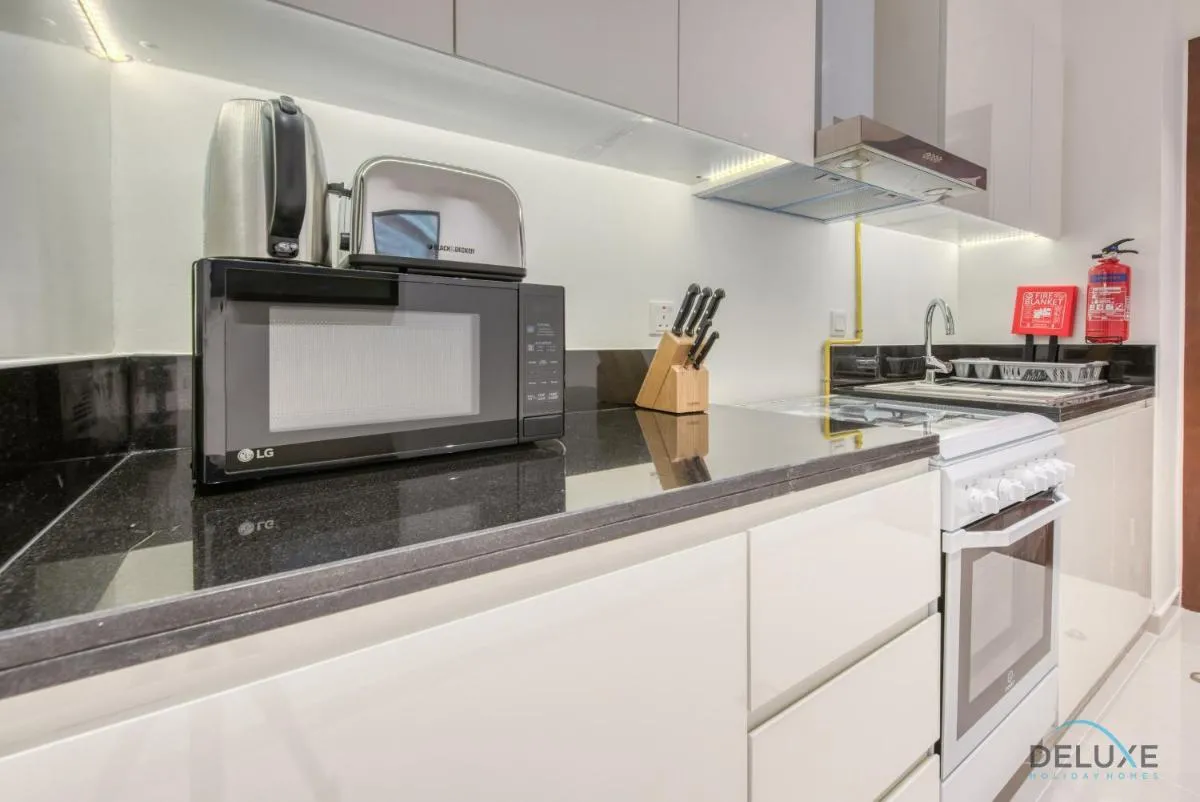 Stunning Studio at Golf Promenade 2A Damac Hills by Deluxe Holiday Homes — صورة 4