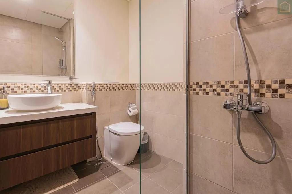 ⁨ONYX - Full Burj Khalifa View Dubai 2 BEDROOM APARTMENT - DOWNTOWN DUBAI⁩ — صورة 42