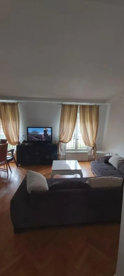 بريدغيسترييت سهامبس-يليسéيس — صورة 2