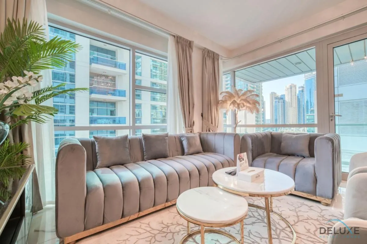 Classy 2BR at La Riviera Dubai Marina by Deluxe Holiday Homes — صورة 4