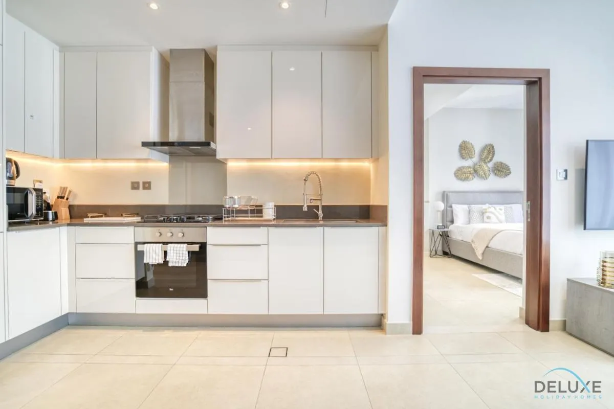 Surreal 1BR at The Residence Marina Gate 2 Dubai Marina by Deluxe Holiday Homes — صورة 4