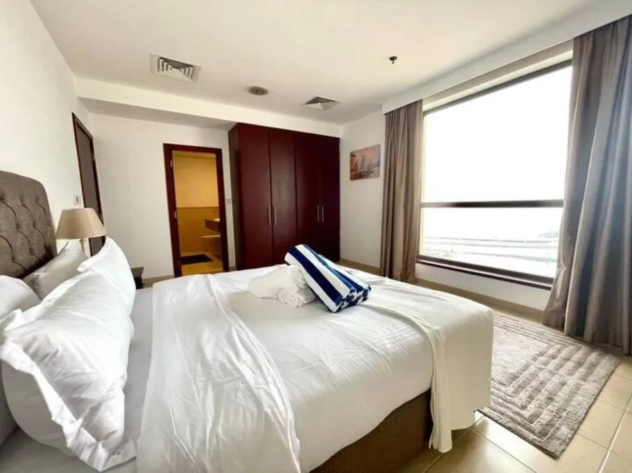JBR Sea View 2 Bedroom Apartment — صورة 3