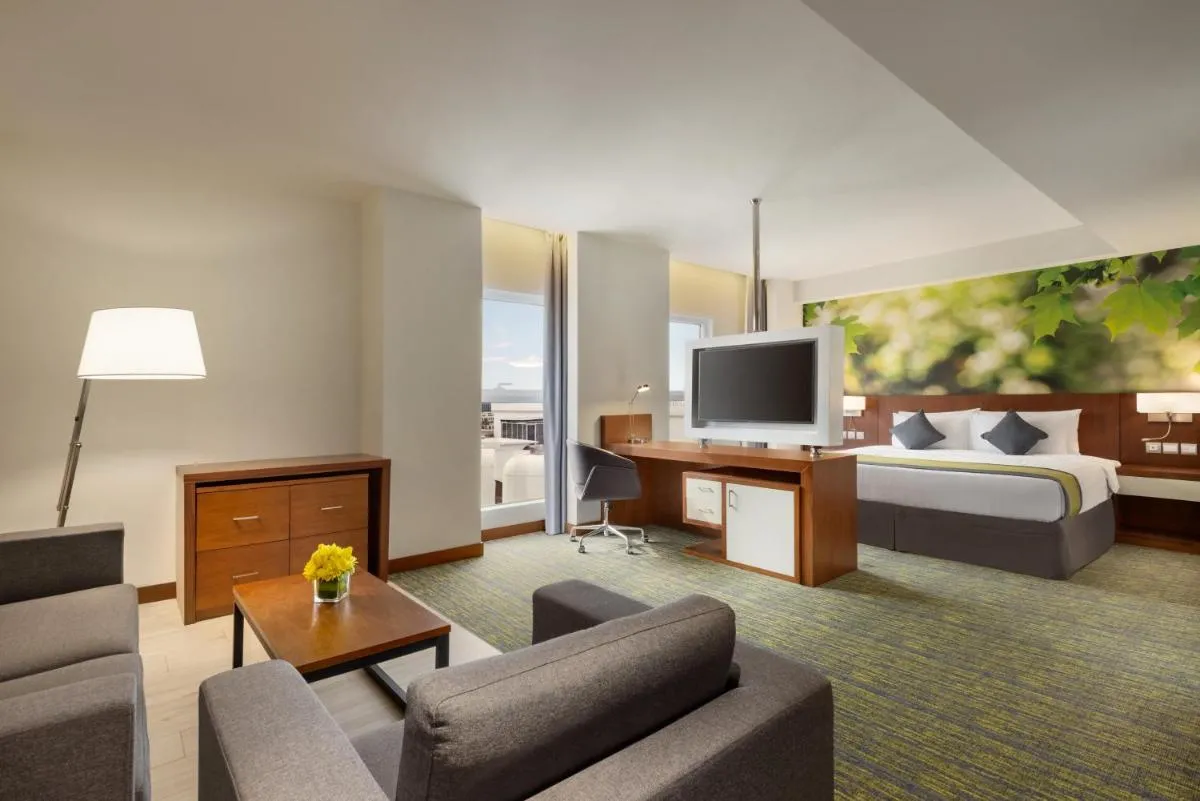 ويندهام غاردن مسقط ال كهوواير — صورة 4