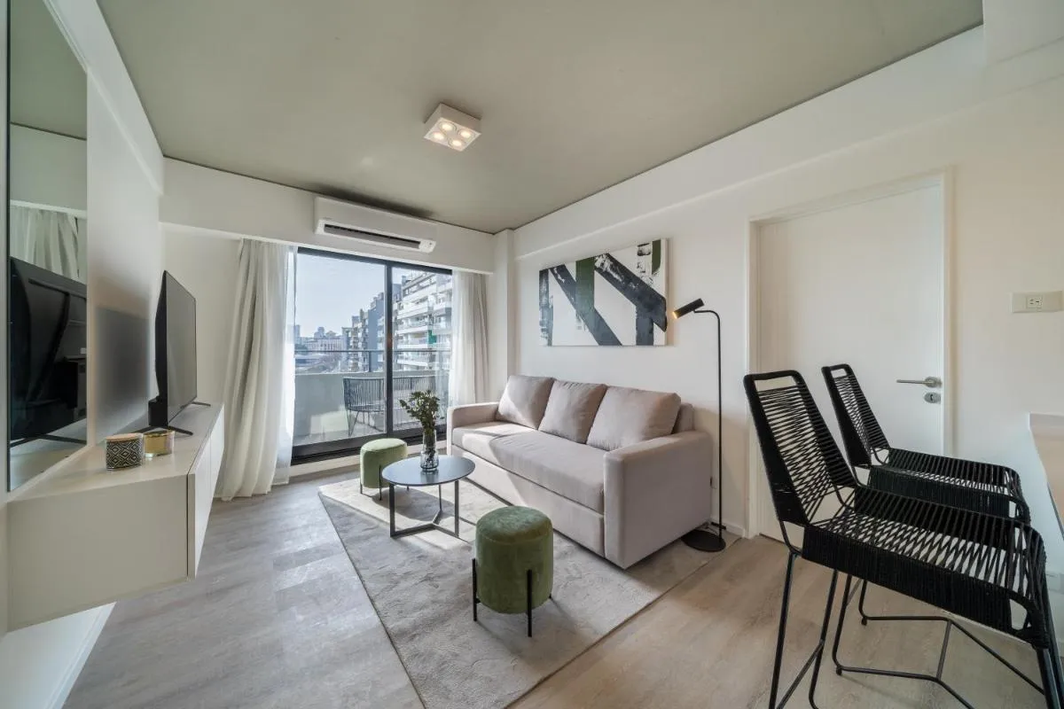 لا في سويت بالرمو هولليوود — صورة 2