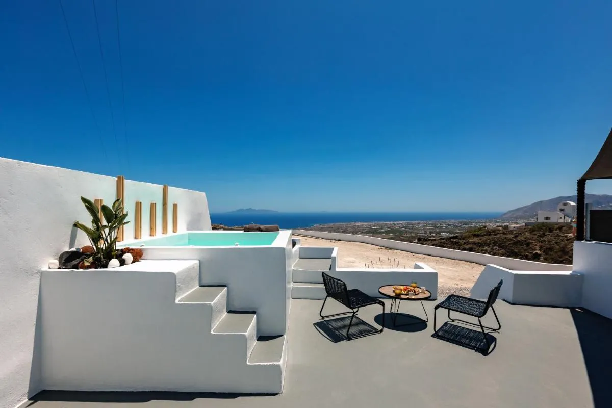 لاكوس لاكجري - سانتوريني، اليونان