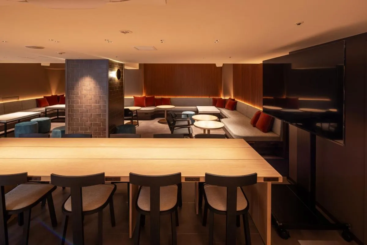 تهي ب اكاساكا — صورة 3