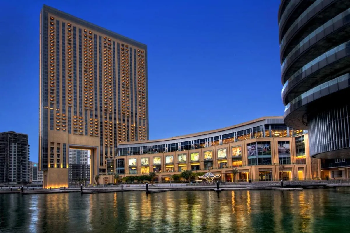 Serene 1BR with Stunning Marina Views in Dubai Marina - The Atlantic — صورة 4