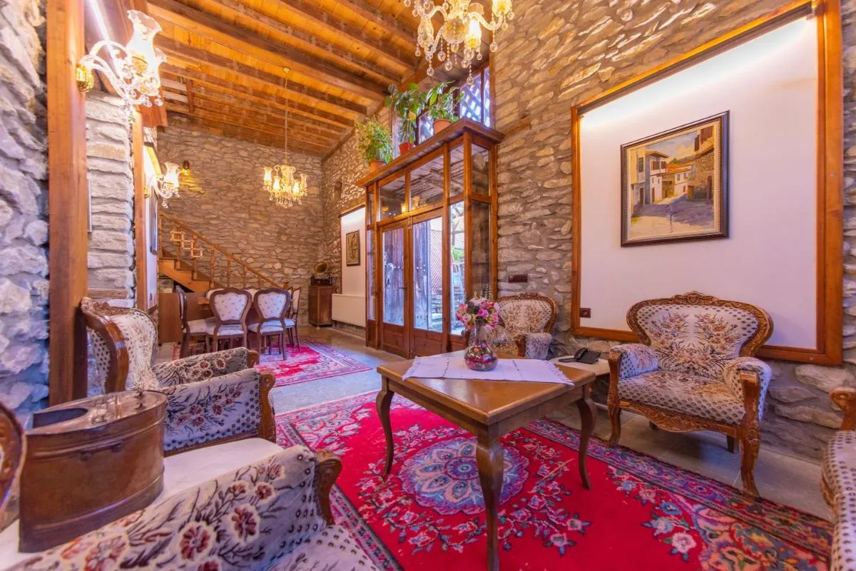 ⁨Cesmeli Konak Garden⁩ — صورة 38