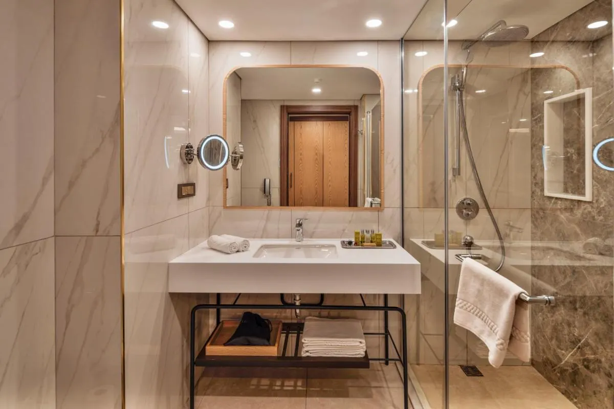 دبل تري By Hilton Antalya سيتي سنتر — صورة 4