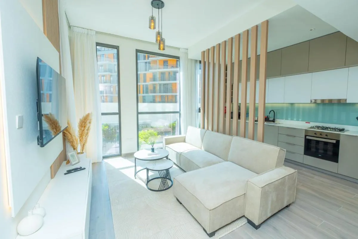 Midtown Haven Cozy One Bed in Dubai