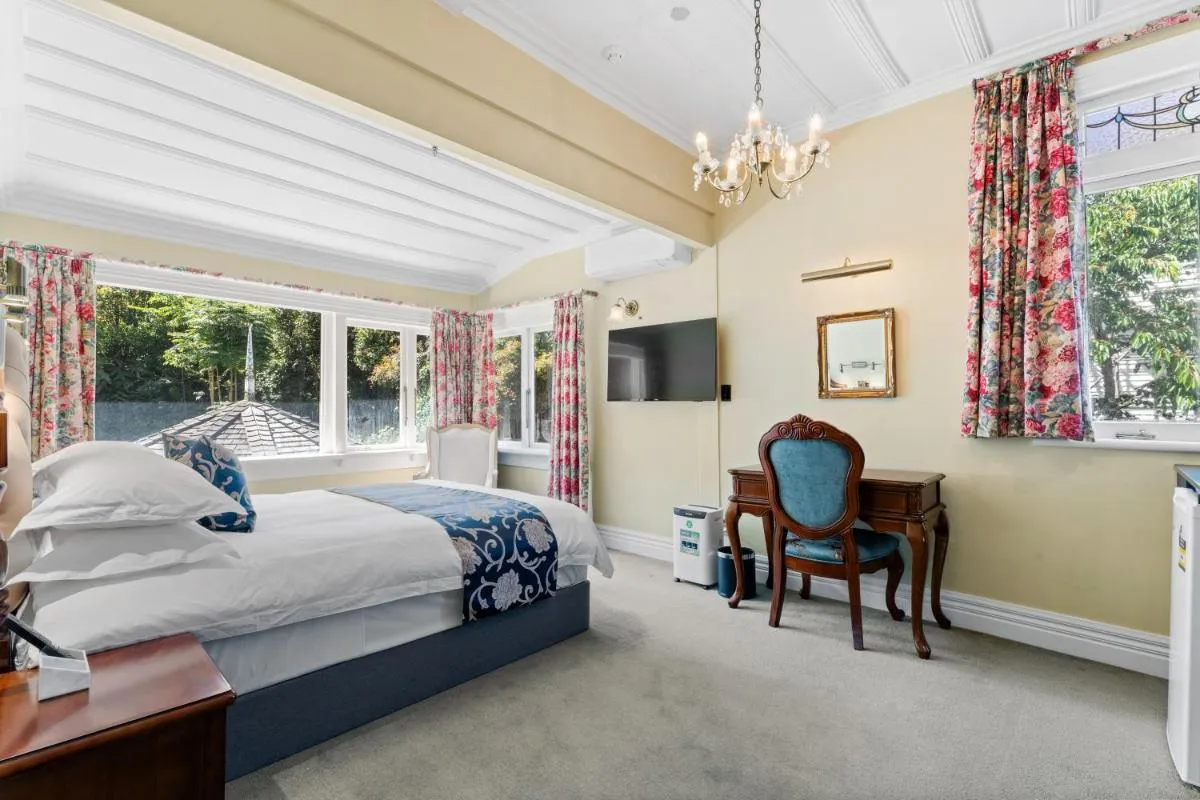 ااتشن هاوس — صورة 4