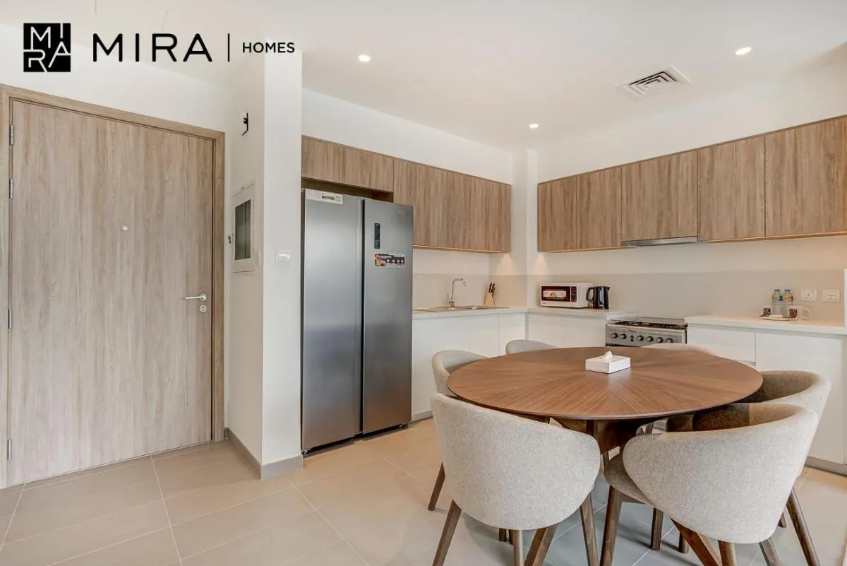 Mira Holiday Homes - Fully furnished 2 bedroom in Dubai Hills — صورة 4