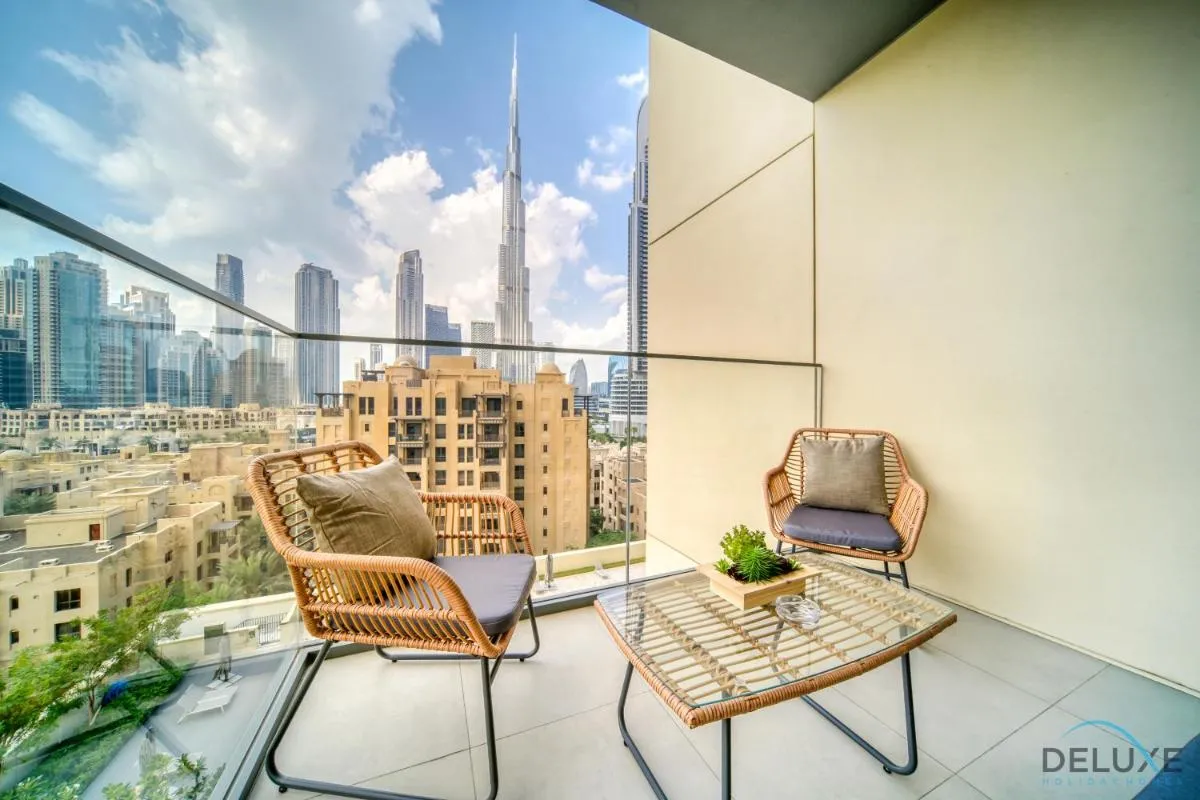 Stylish 2BR with Burj Khalifa View at Burj Royale Downtown Dubai by Deluxe Holiday Homes — صورة 4