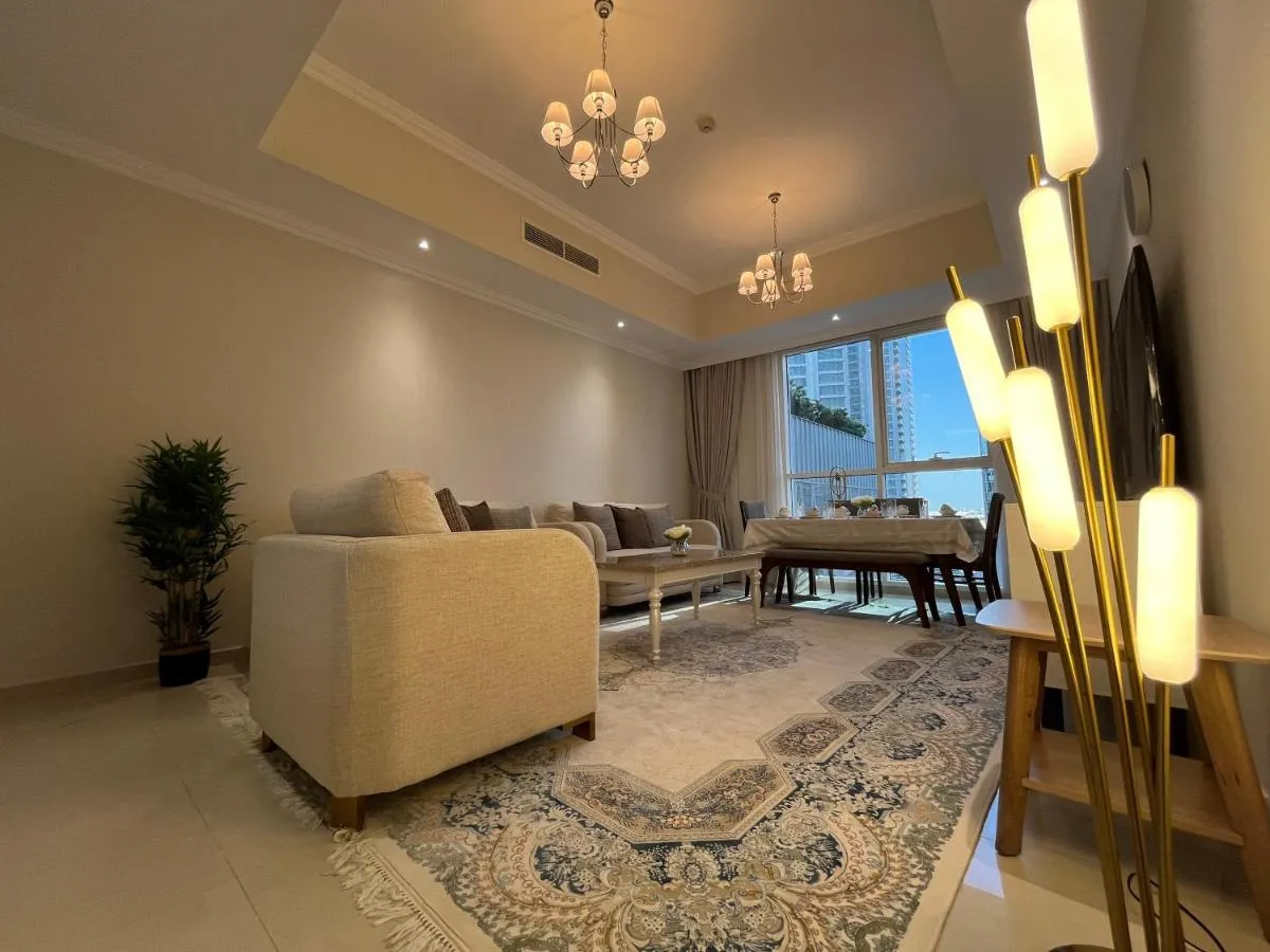 3 Minutes to Dubai Mall! DVR Vacation Homes