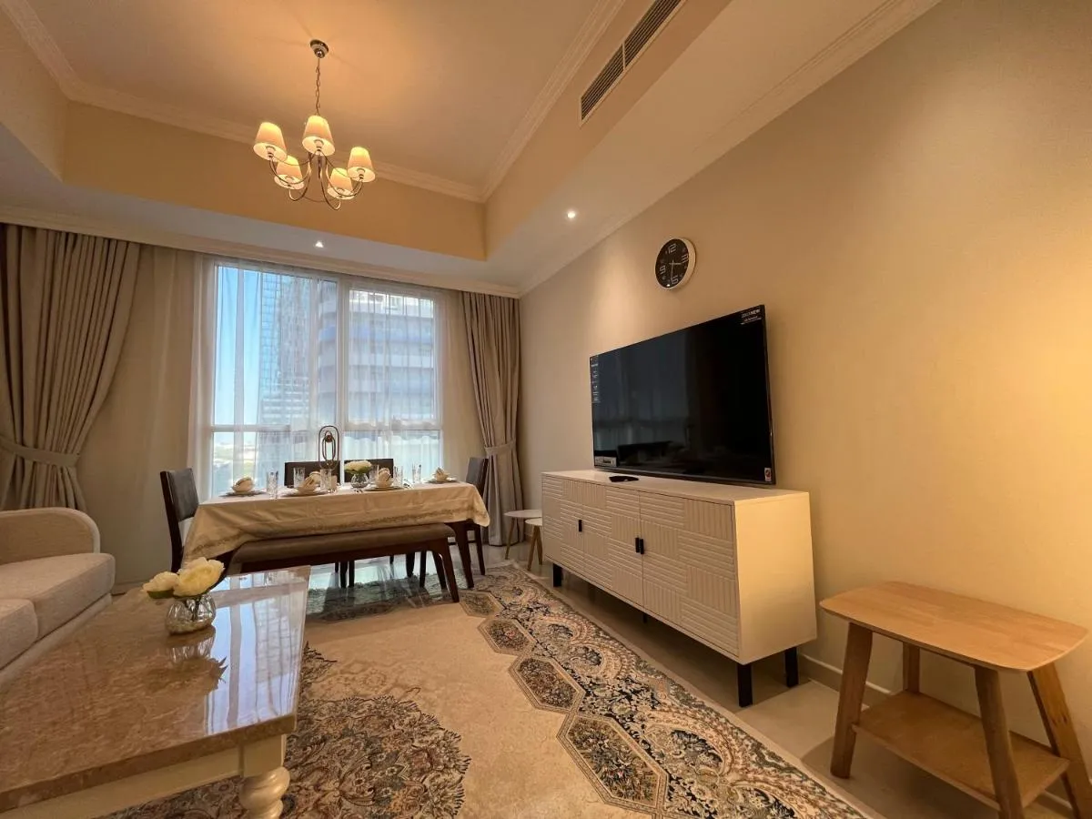 ⁨3 Minutes to Dubai Mall! DVR Vacation Homes⁩ — صورة 5