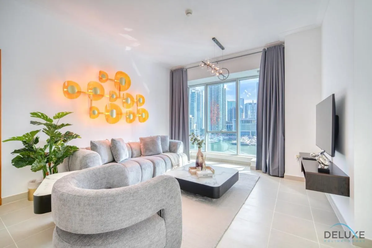 Elegant 2BR at Beauport XI Dubai Marina by Deluxe Holiday Homes