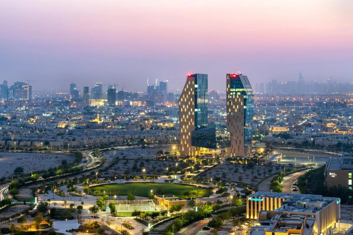 هوليداي إن و دبي سكينك بارك - دبي، الإمارات
