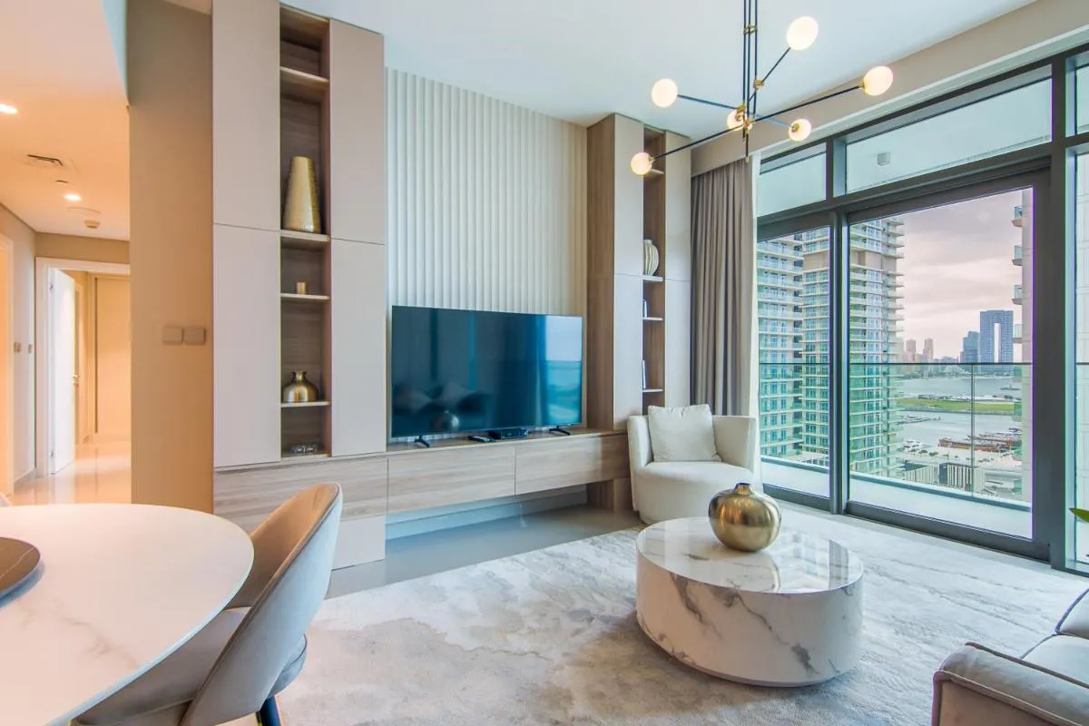 Privet Beach 2BR in Dubai Marina