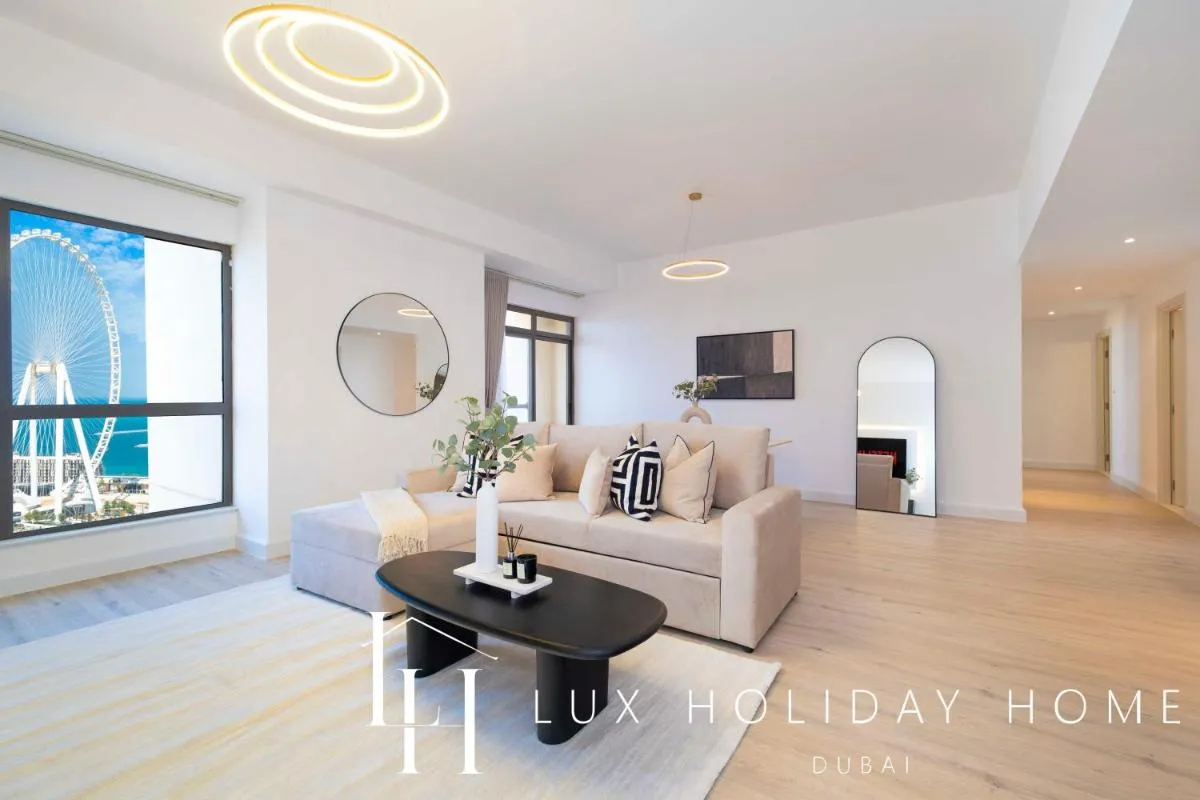 LUX The Dubai Eye Sea View Suite — صورة 3