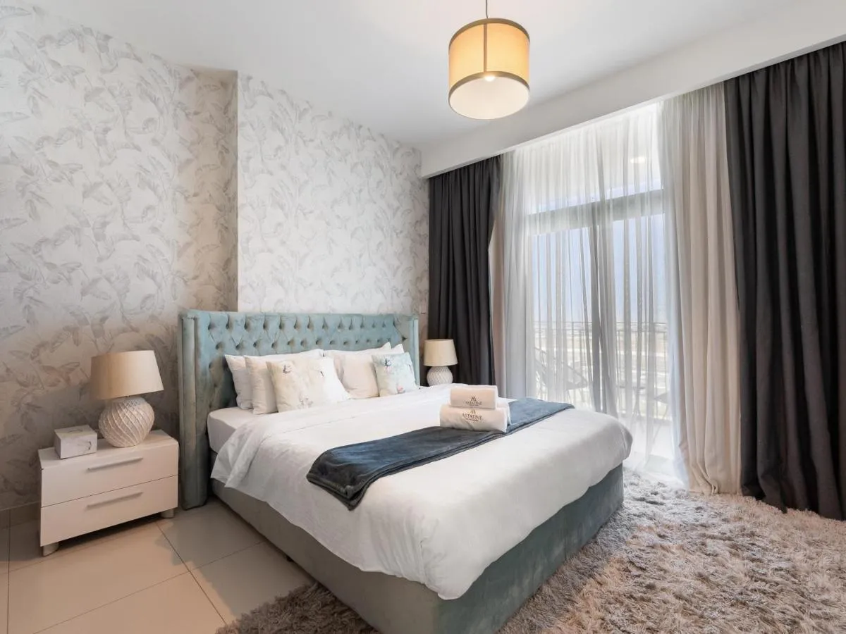 Modern Comforts -1 BR in Park Point- Dubai Hills — صورة 3
