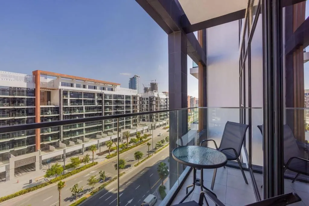 ⁨Urban Charm: Luxe 1BR Haven Near Downtown Dubai⁩ — صورة 9