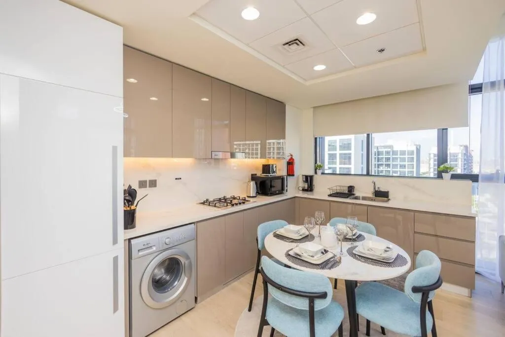 ⁨Urban Charm: Luxe 1BR Haven Near Downtown Dubai⁩ — صورة 12