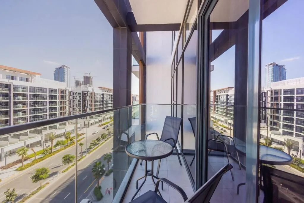 ⁨Urban Charm: Luxe 1BR Haven Near Downtown Dubai⁩ — صورة 14