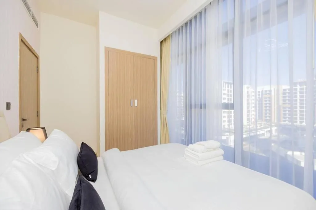 ⁨Urban Charm: Luxe 1BR Haven Near Downtown Dubai⁩ — صورة 16