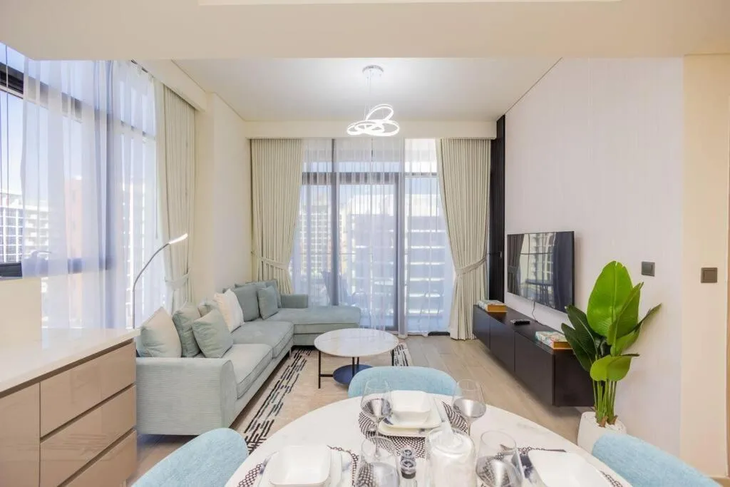 ⁨Urban Charm: Luxe 1BR Haven Near Downtown Dubai⁩ — صورة 17