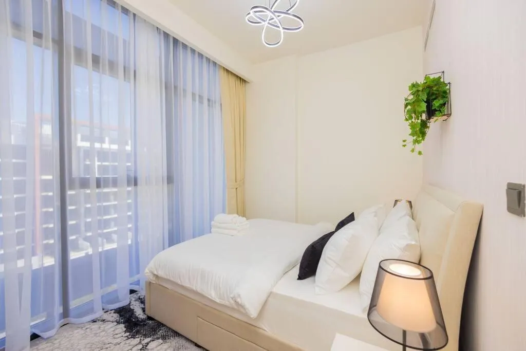 ⁨Urban Charm: Luxe 1BR Haven Near Downtown Dubai⁩ — صورة 37