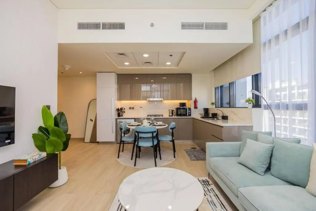 ⁨Urban Charm: Luxe 1BR Haven Near Downtown Dubai⁩ — صورة 38