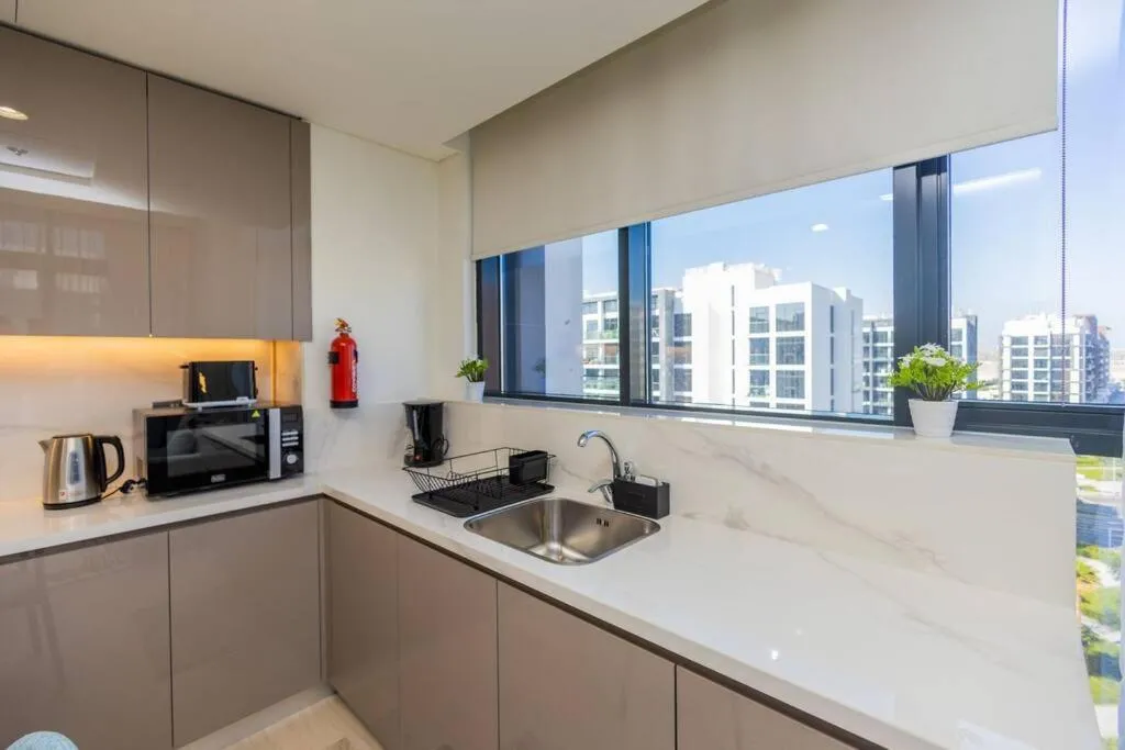 ⁨Urban Charm: Luxe 1BR Haven Near Downtown Dubai⁩ — صورة 39