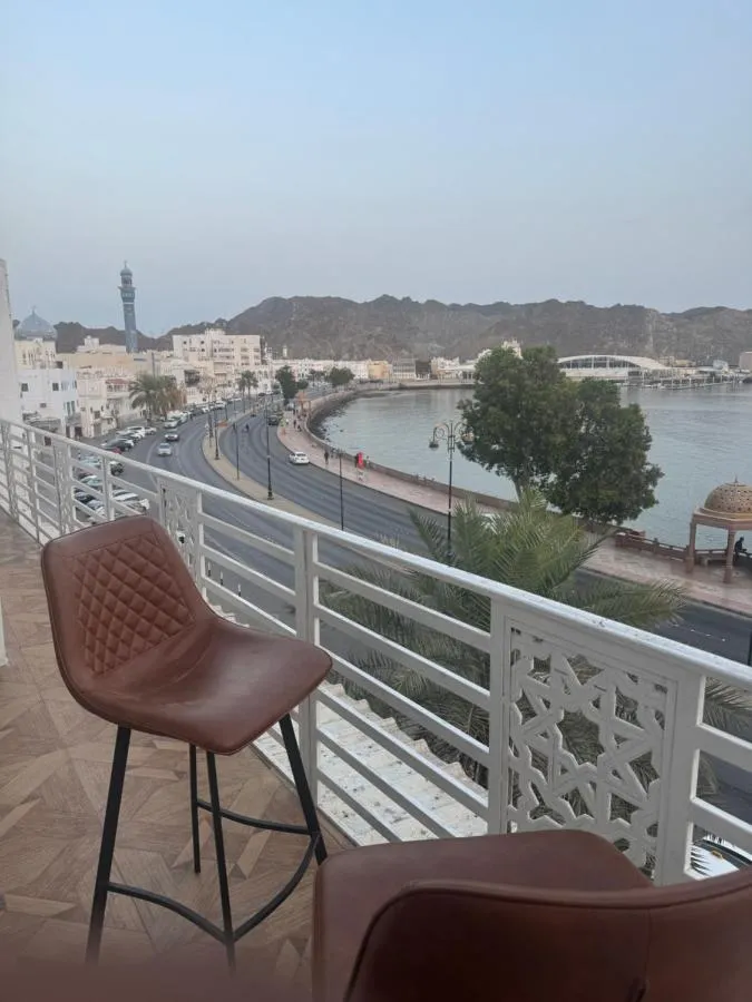 ⁨شقة المطرح بإطلالة البحر⁩ — صورة 29