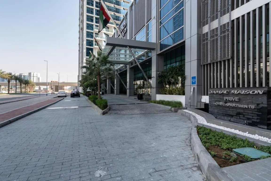 ⁨GuestReady - Stylish studio with Dubai Canal view⁩ — صورة 22