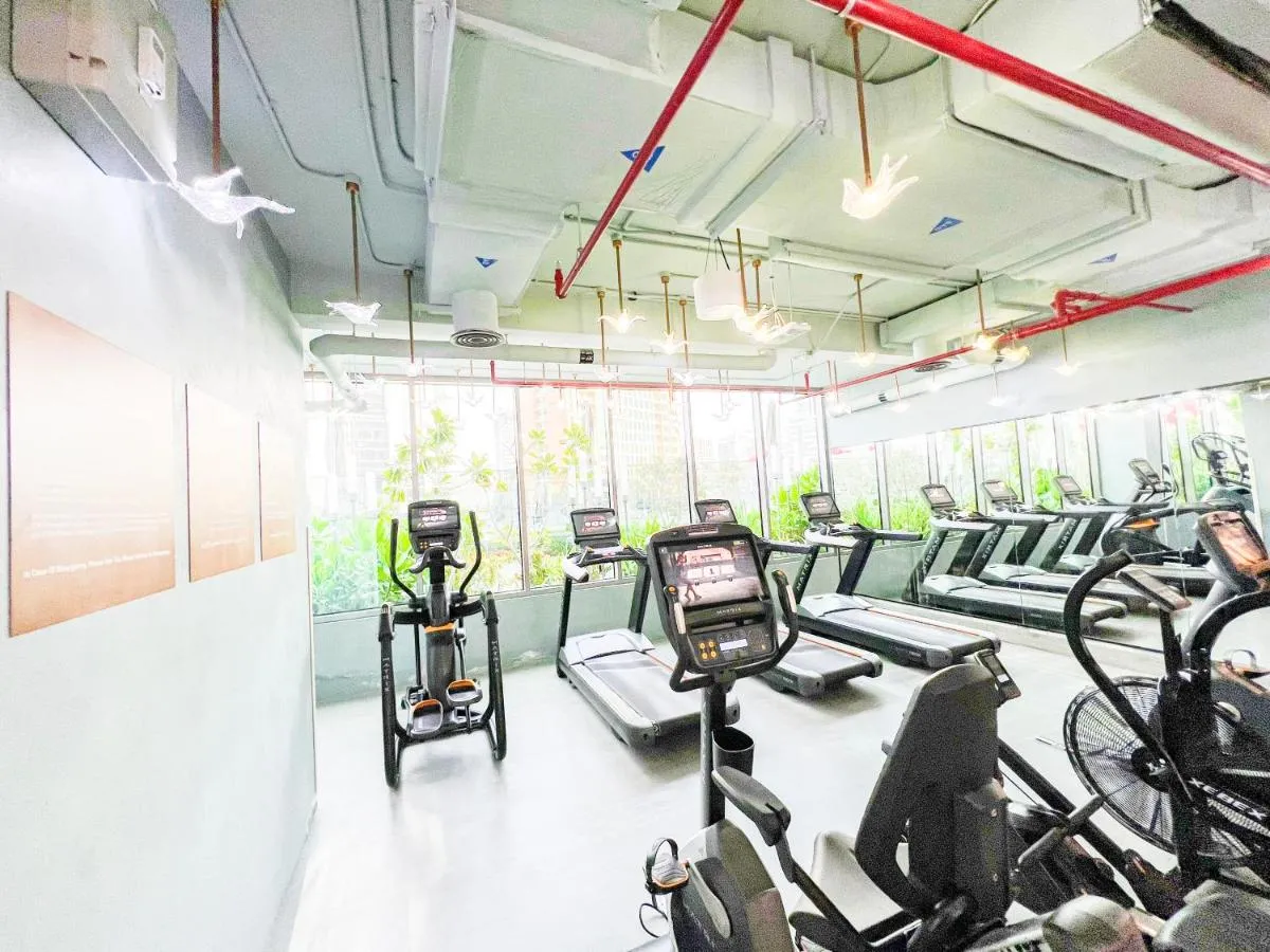 ⁨MAG318, Modern Studio Apartment with Great Amenities and Canal View, 5min Walk to Dubai Mall⁩ — صورة 25