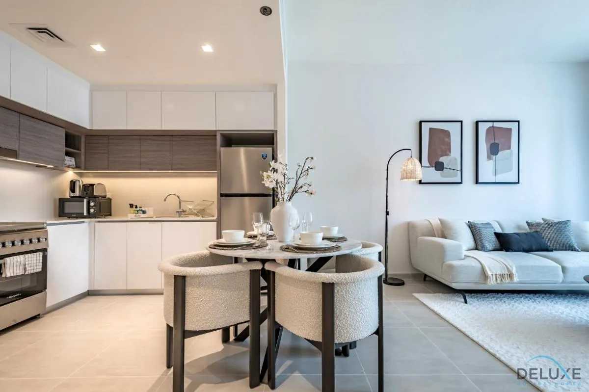 Beautiful 1BR in Creek Edge Tower 2, Dubai Creek Harbor by Deluxe Holiday Homes — صورة 2
