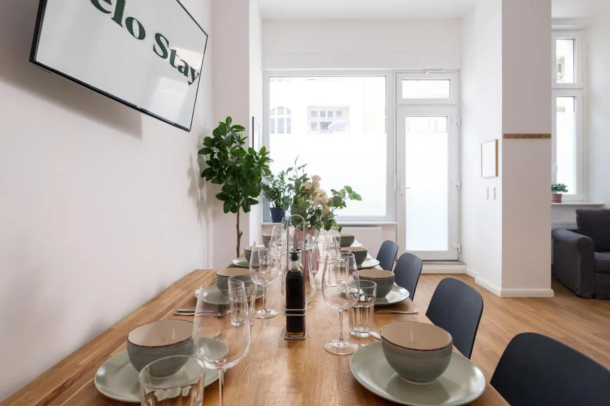 يم هرزن فون كروزبرغ برفكت غلغن فر بيس زو 8 برسونن - برلين، ألمانيا