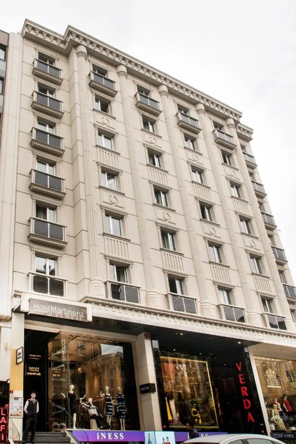 Martinenz Hotel
