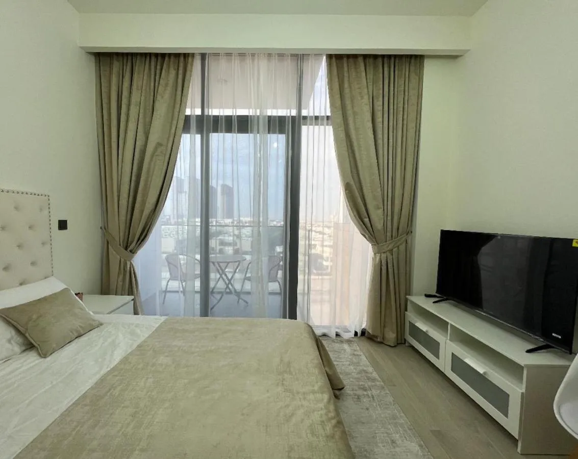 ⁨Modern studio view Burj Khalifa⁩ — صورة 14