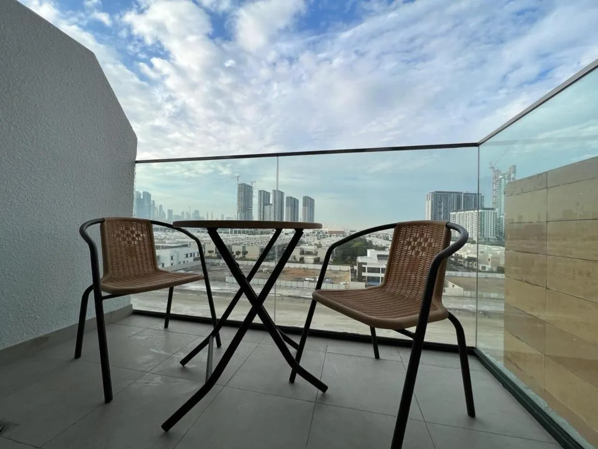 ⁨Modern studio view Burj Khalifa⁩ — صورة 19