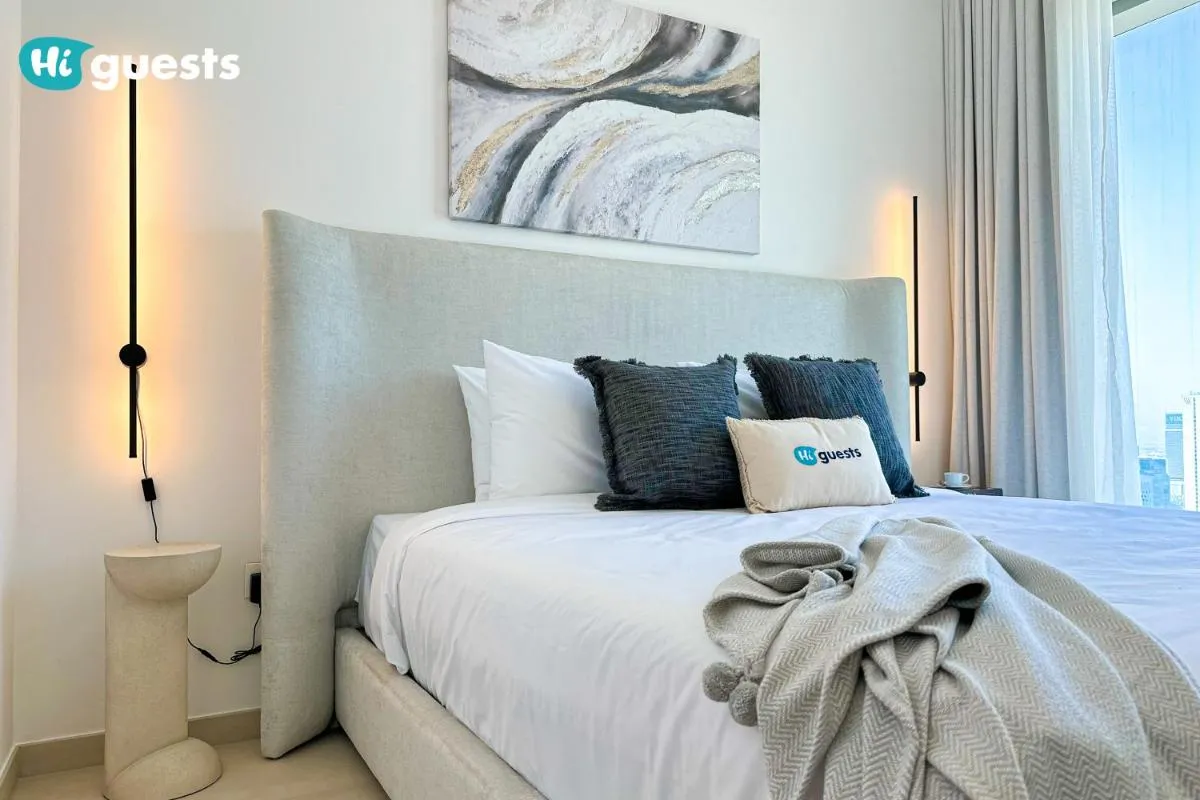 ⁨HiGuests - Sky-High Luxury 2BR Apt in Downtown Views Dubai⁩ — صورة 24