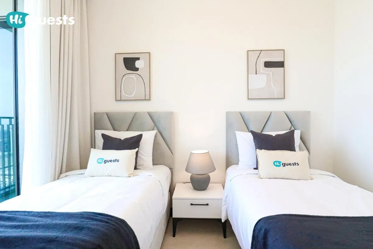 ⁨HiGuests - Sky-High Luxury 2BR Apt in Downtown Views Dubai⁩ — صورة 7