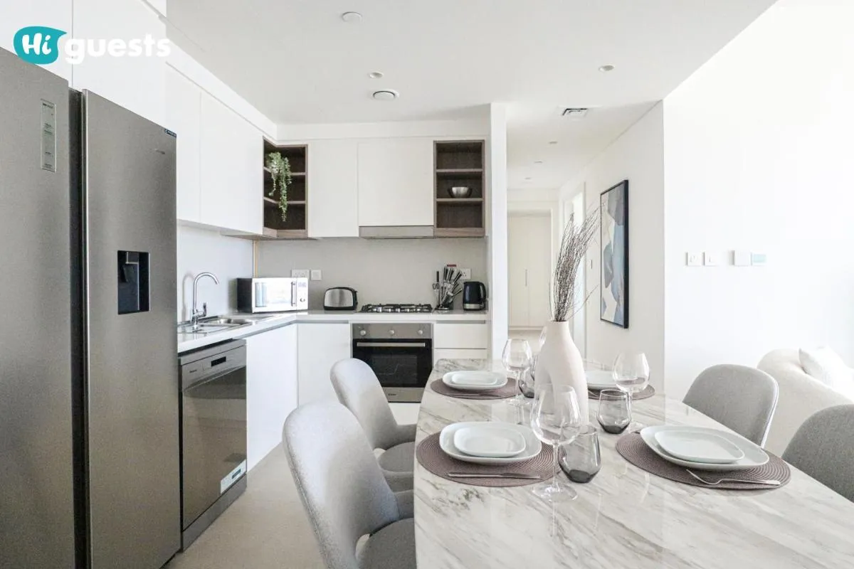 ⁨HiGuests - Sky-High Luxury 2BR Apt in Downtown Views Dubai⁩ — صورة 18