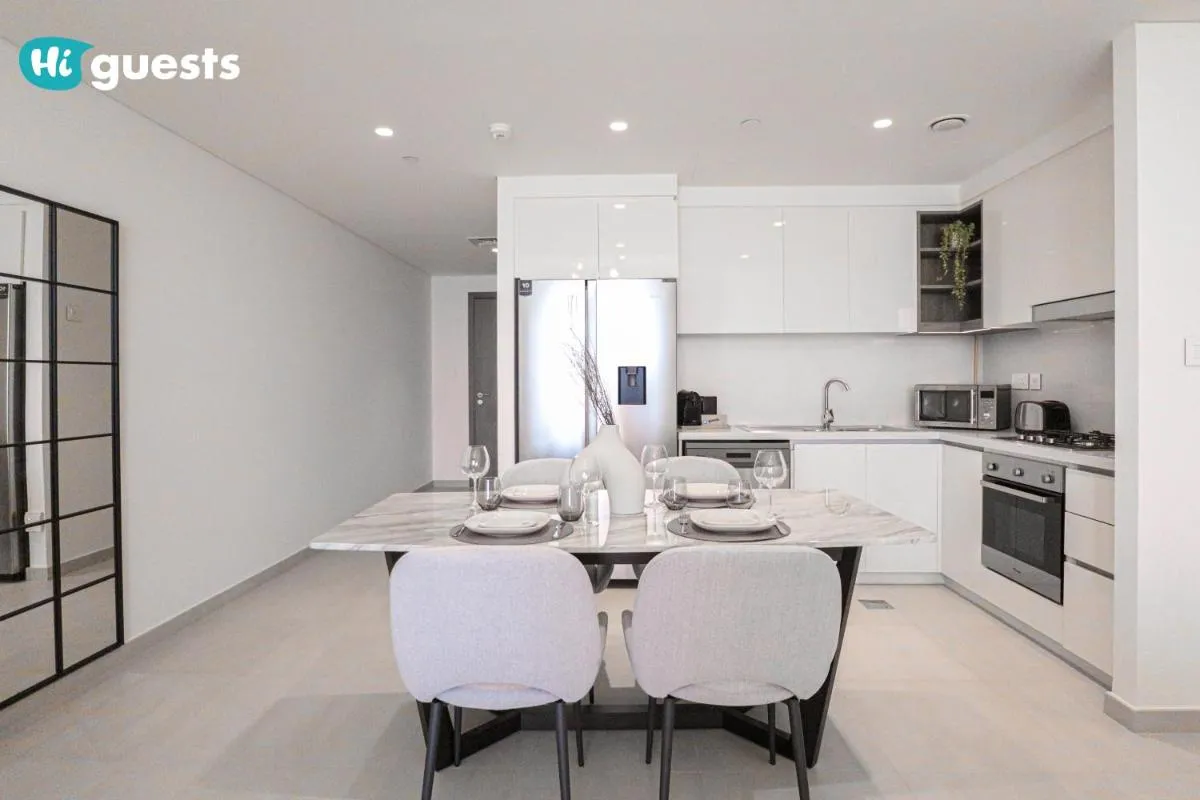 ⁨HiGuests - Sky-High Luxury 2BR Apt in Downtown Views Dubai⁩ — صورة 15