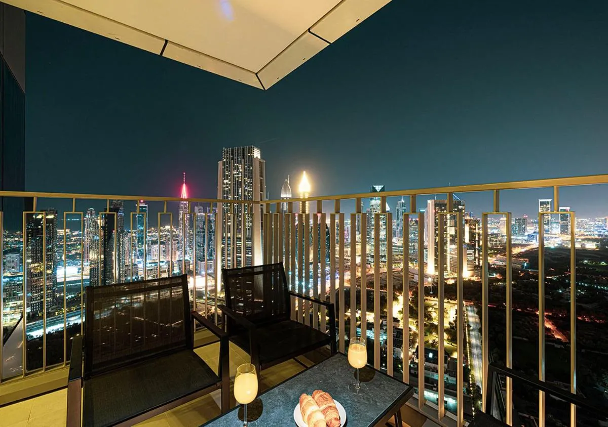 ⁨Luxury 2 BR Apartment, 5 Mins to Dubai Mall with Amazing view in DownTown Views 2⁩ — صورة 23