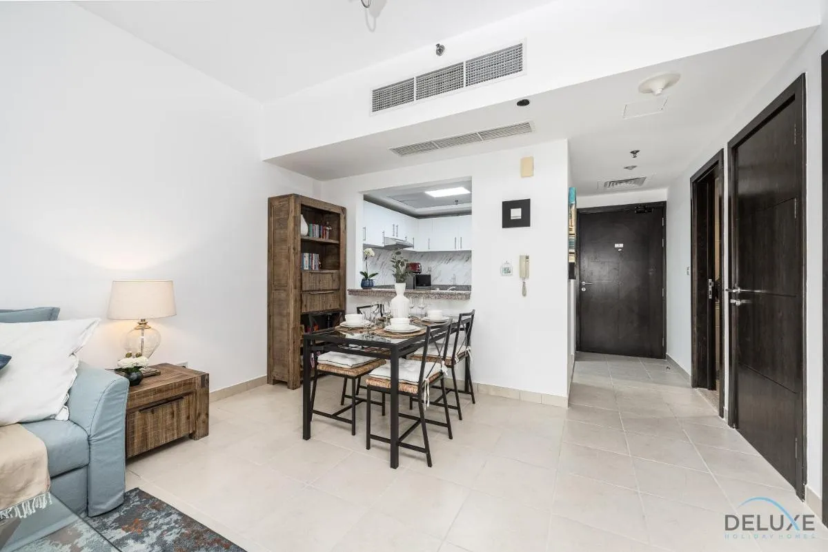 Charming 1BR in The Point Tower, Dubai Marina by Deluxe Holiday Homes — صورة 2