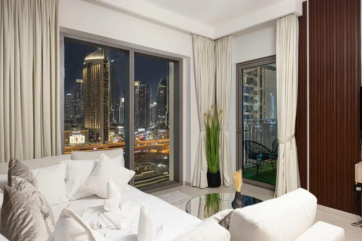 ⁨FULL Burj Khalifa view 2BR with Dubai Mall connection in Downtown⁩ — صورة 19