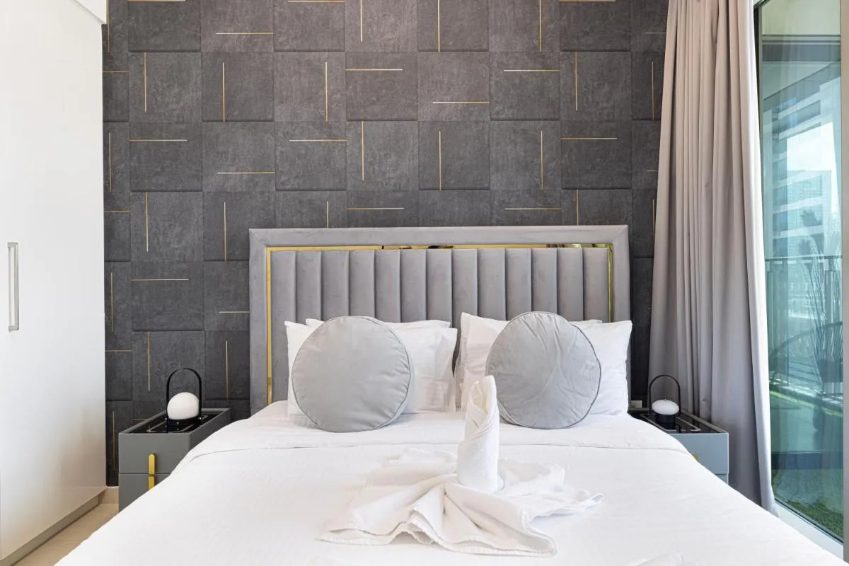 ⁨FULL Burj Khalifa view 2BR with Dubai Mall connection in Downtown⁩ — صورة 40